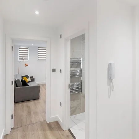 Luxurious 2 Bedroom - Apartment - Central Location Londres Extérieur photo